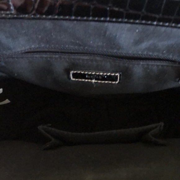 Apt9 Black Faux Leather Alligator Print Bag - Picture 6 of 6